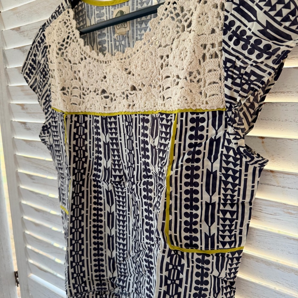 Tiny | Crochet Neck Patterned Blouse - image 2